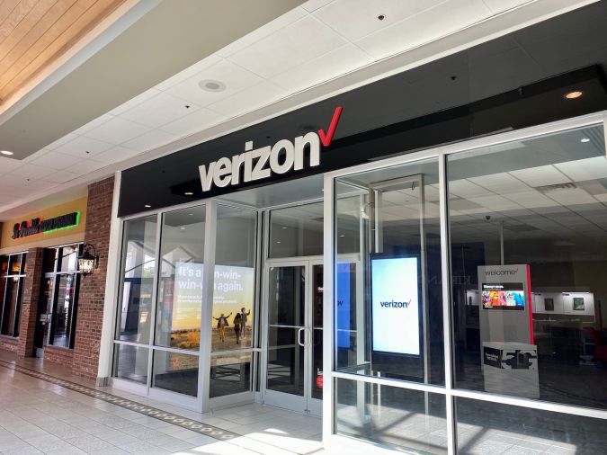 Tienda de Verizon en un centro comercial