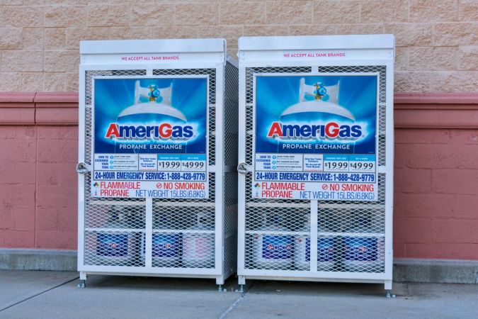 Ubicación de intercambio de tanques de propano al aire libre de AmeriGas: Los Altos, California, EE.UU.