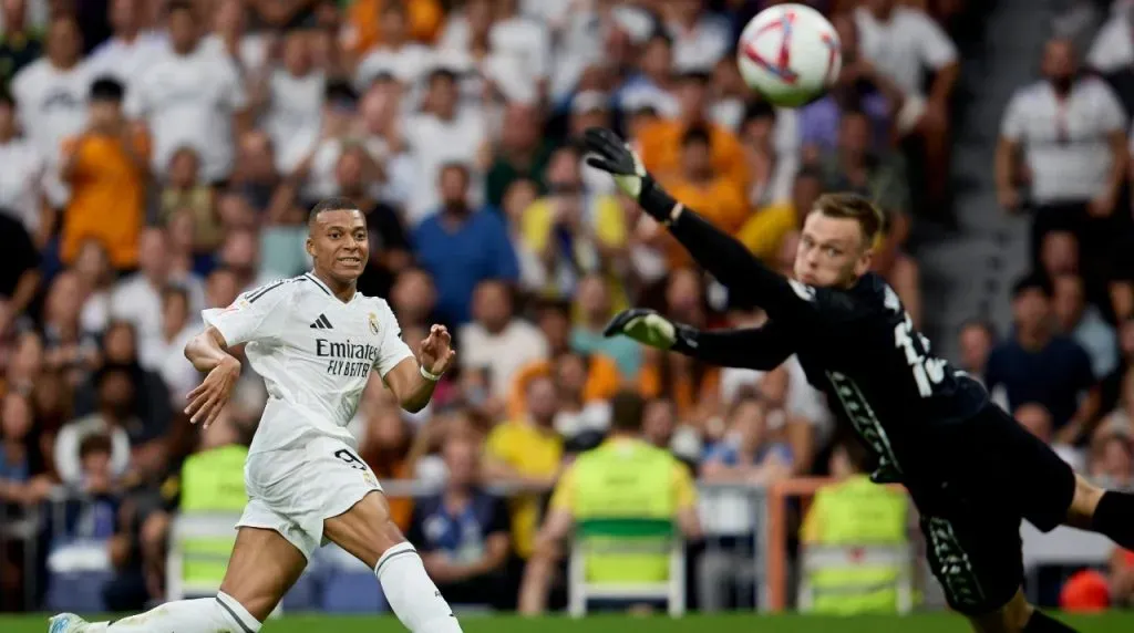 Opción de gol de Mbappé con Real Madrid.