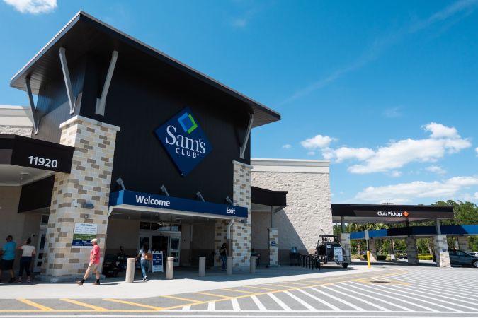 Fachada de una tienda Sam's Club en Estados Unidos.